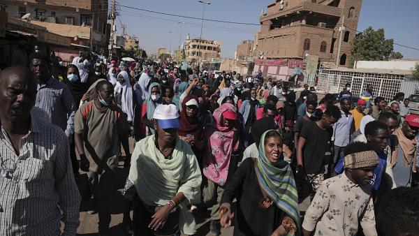 ادامه اعتراض‌ها در سودان علیه تسلط نظامیان