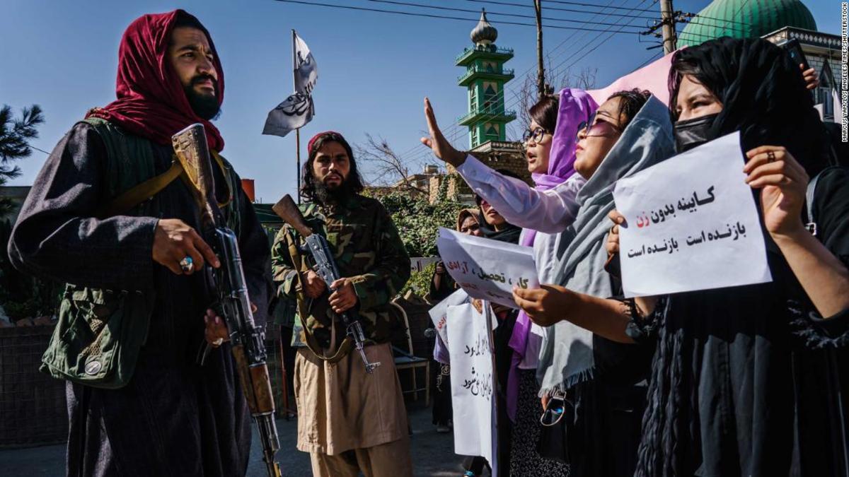 سرکوب تظاهرات زنان در کابل