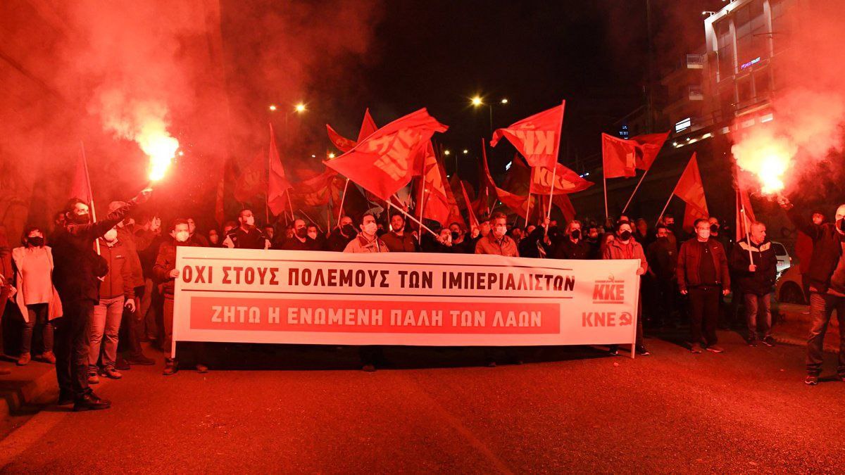 برگزاری تظاهرات ضد جنگ در یونان و چک