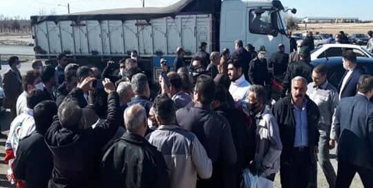 تجمع اعتراضی کارگران خودروسازی بروجرد