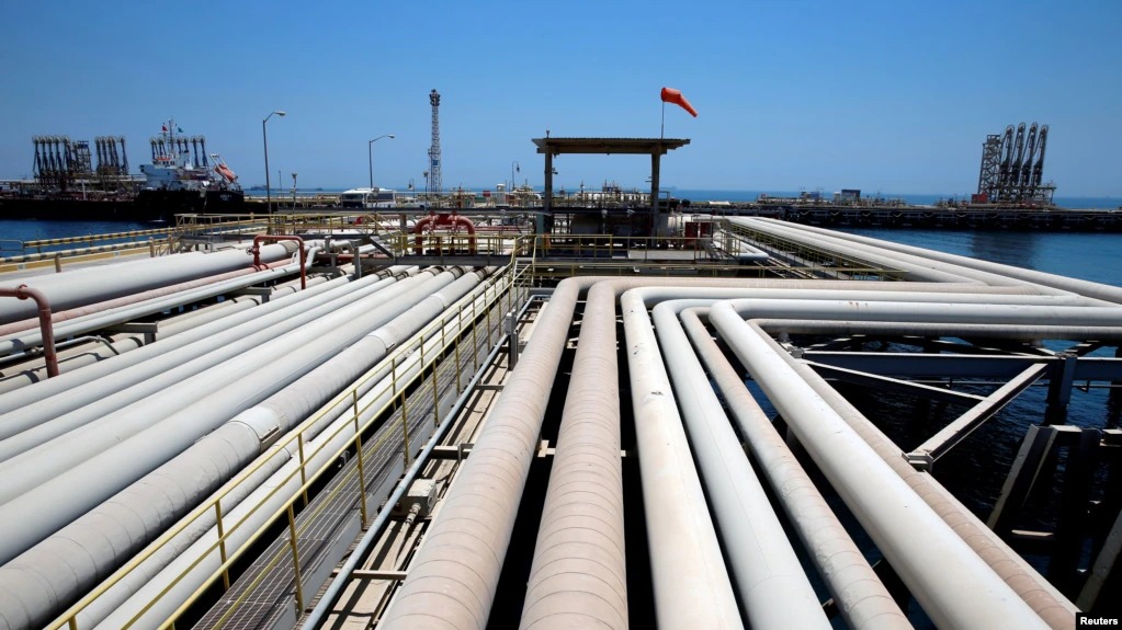 حمله حوثی‌ها به تاسیسات نفتی آرامکو در عربستان