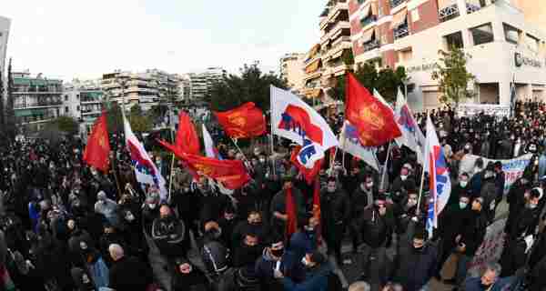 اعتراضات و اعتصابات کارگری در یونان و پرو