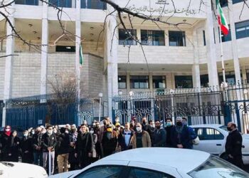 اعتراض مالباختگان شرکت بادران گستران در تهران و مشهد 