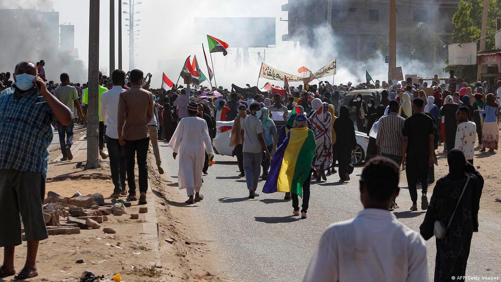 تظاهرات علیه کودتاچیان در سودان